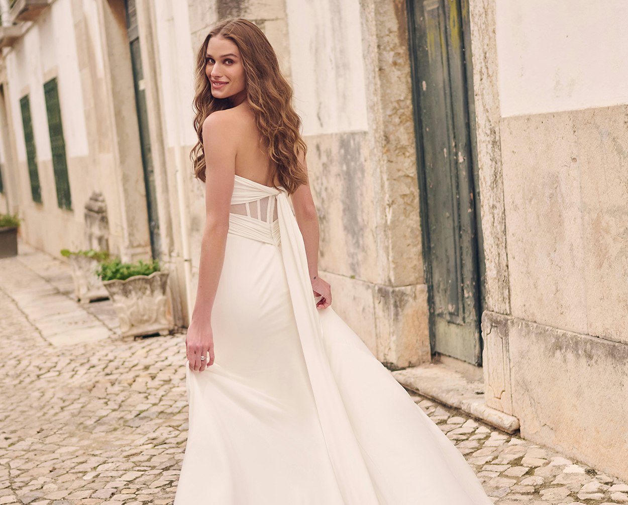 Minimalist Wedding Dresses | Sophia Tolli